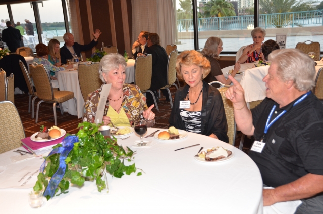 Helen Jones, Linda Jones Wheeler, Don MUSSELWHITE