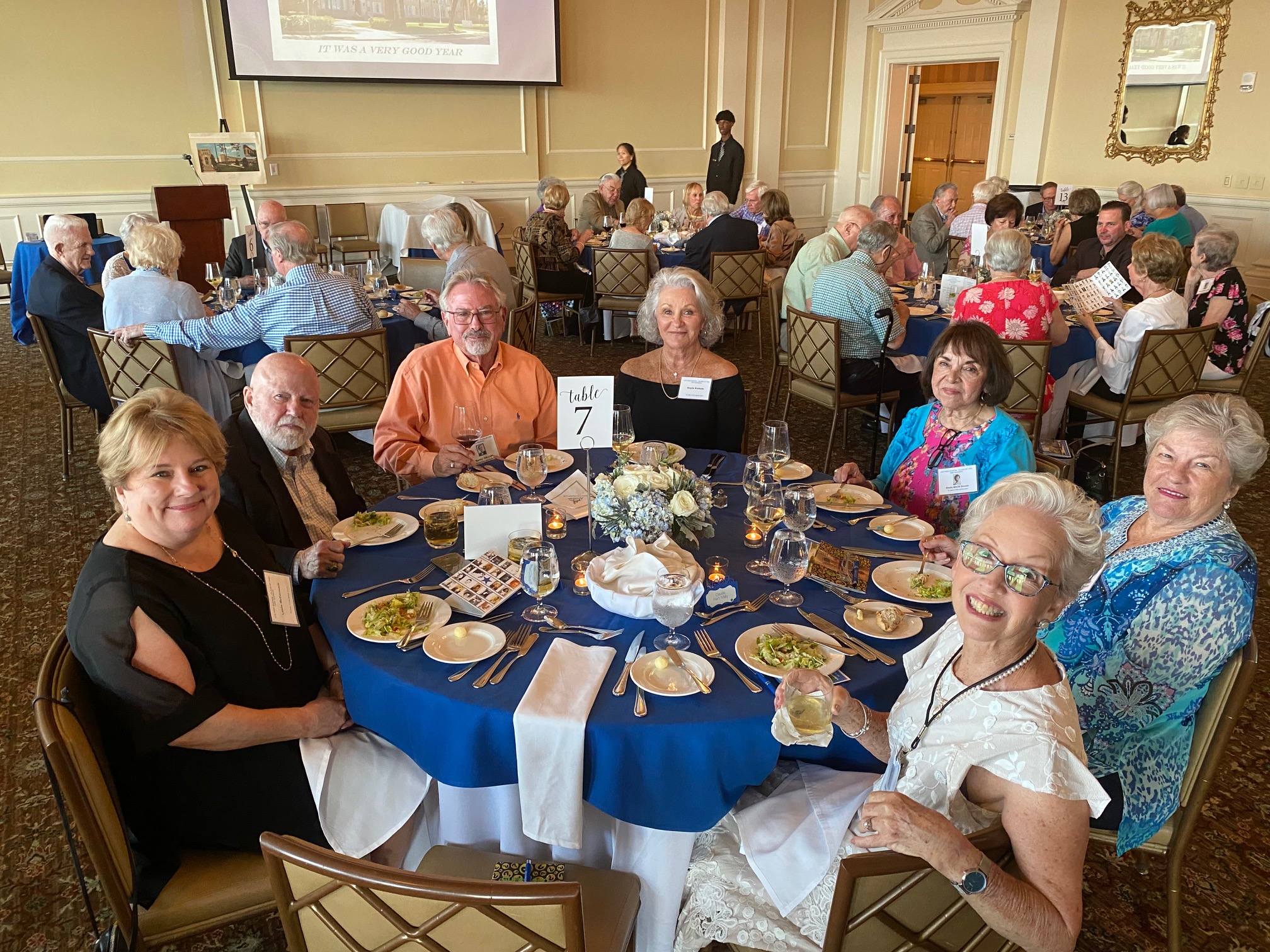 L-R: Leslie McCormack, Gene McCormack, Buddy Kellum, Gayle Kellum, Sheila Mack Donald, Susie Peters Marshall, Claudia Hart Mally