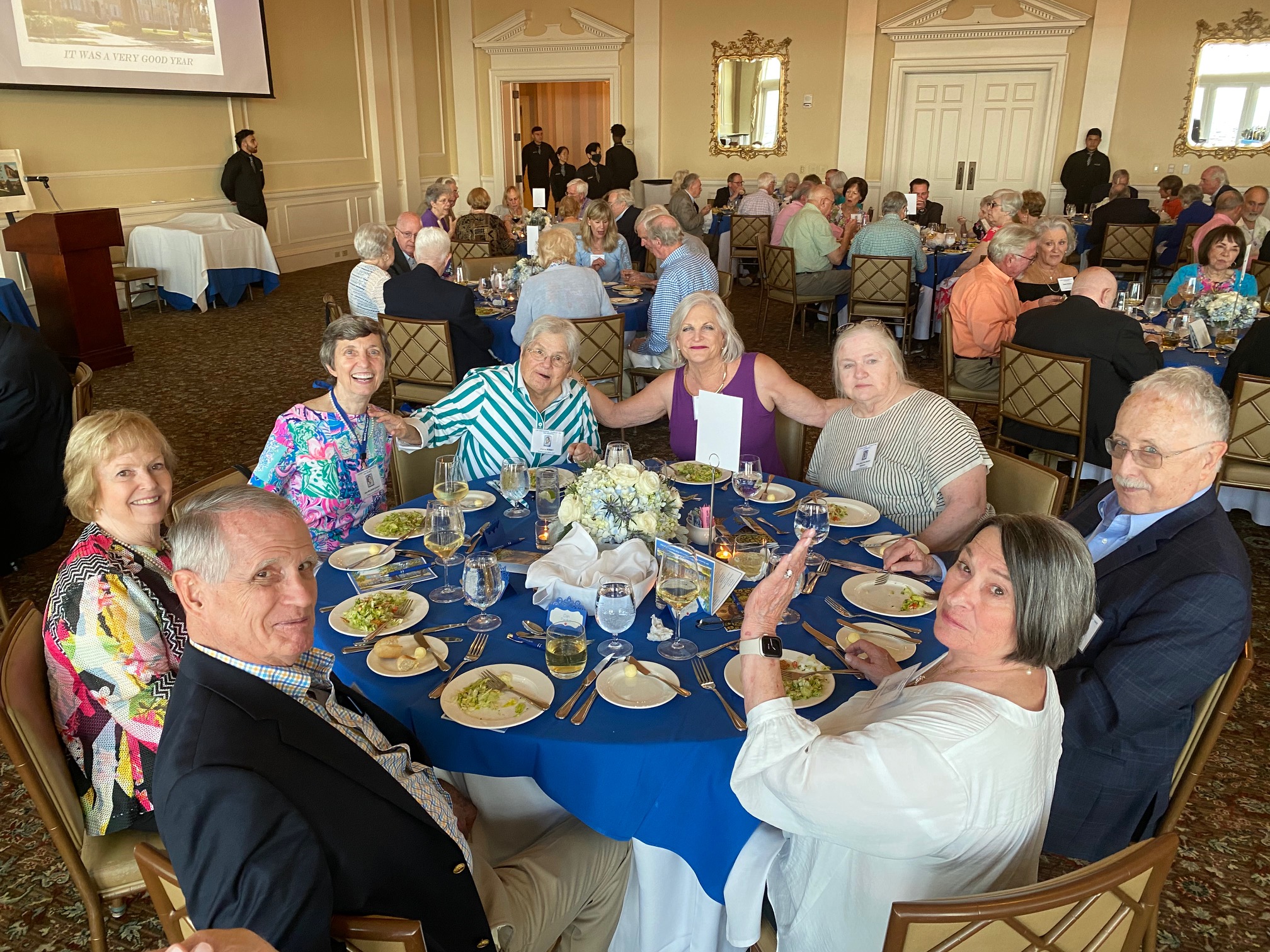 L-R: Dan Pardue, Una Howell Pardue, Ann Wilson Cramer, Joyce Kirby, Merle Draper Wilcox, Mary Rose McCroy Plummer, Dr. Phil Cushman, Rose Ruediger Dreyfus