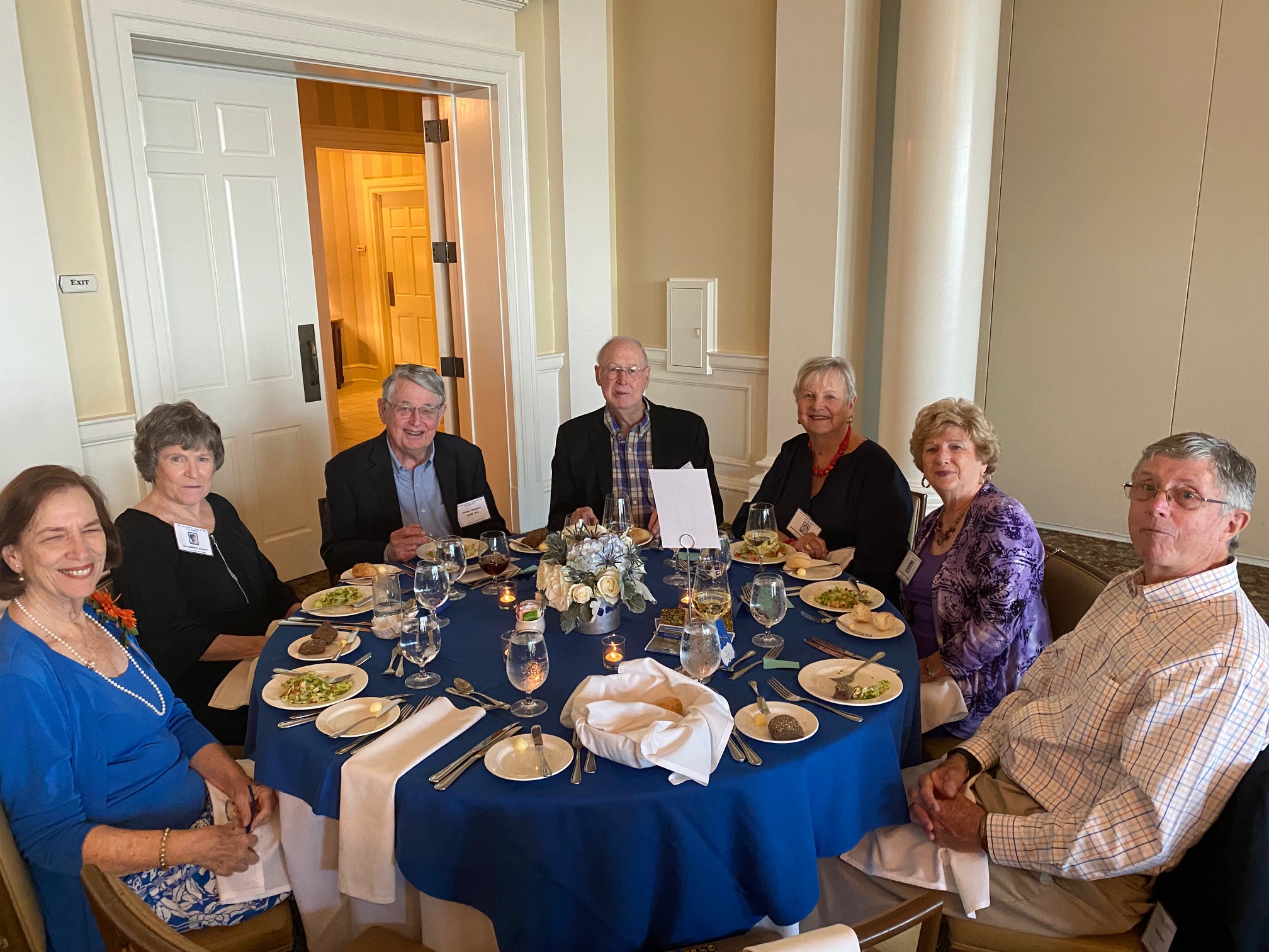 Charlene Boggs Hughes, Dee Ramsay Burnett, Vic Hughes, Dr. Jim Caraway, Joanne Griffin Caraway, Claudia Kelly Hudgens, Bill Hudgens